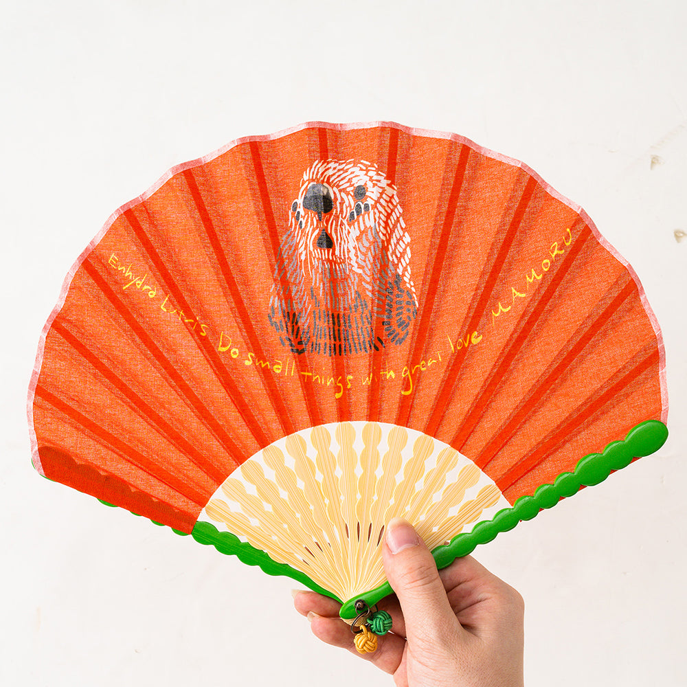 扇子　ラッコ