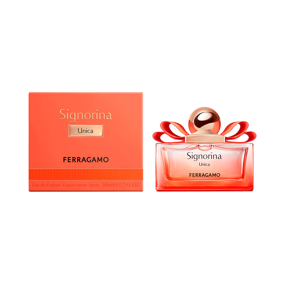 シニョリーナ ウニカ オーデパルファム　50mL