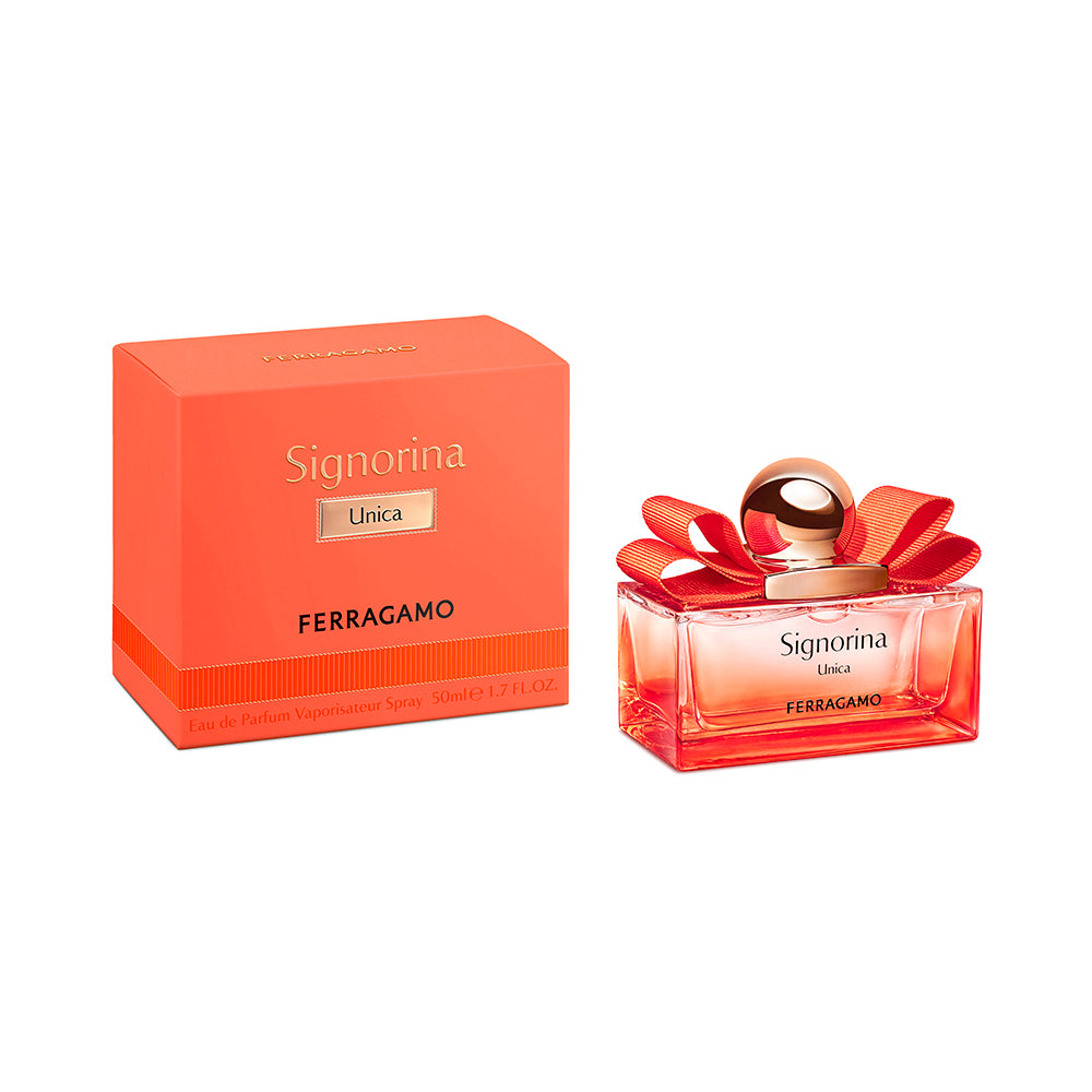 シニョリーナ ウニカ オーデパルファム　50mL