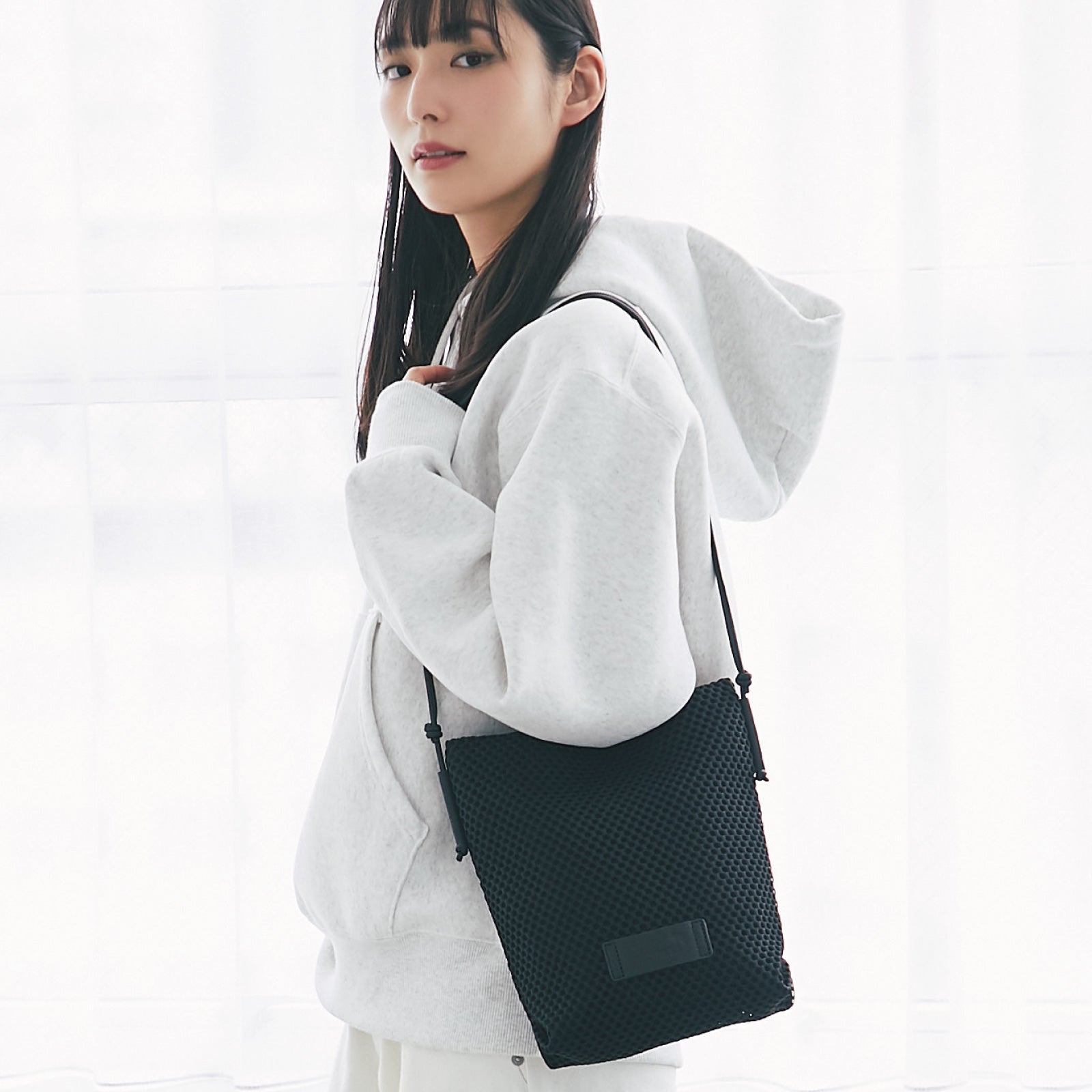 エアメッシュレクタングルショルダー #912a 　ブラック