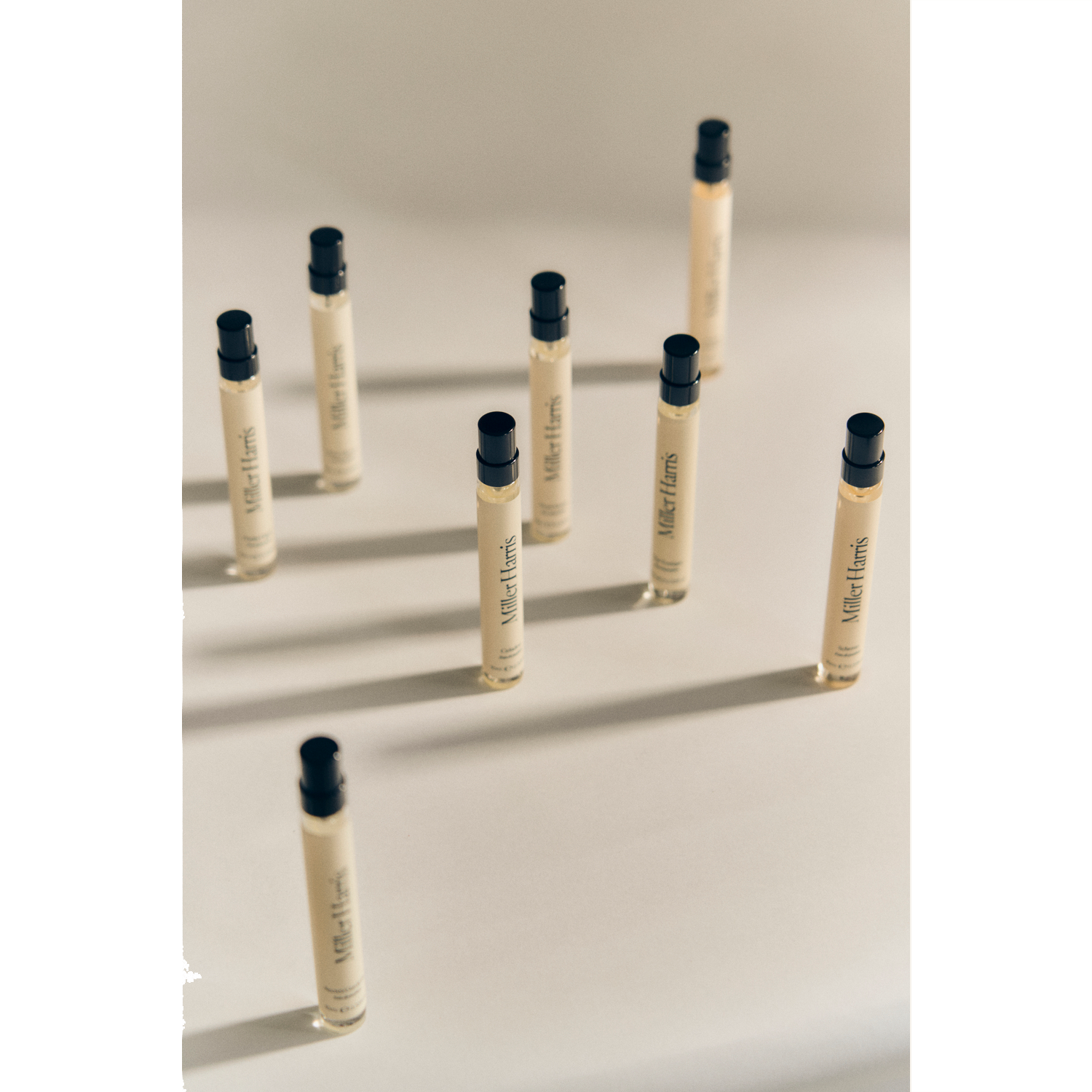 ローズ サイレンス オーデパルファム　10mL