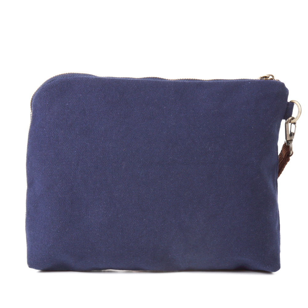ポーチ　ネイビー